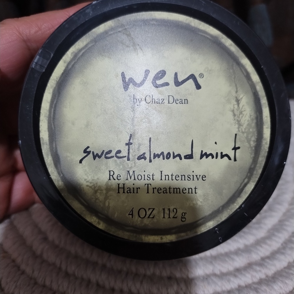 Wen 4oz Hair Treatment & 4oz Styling Cream - Picture 2 of 5
